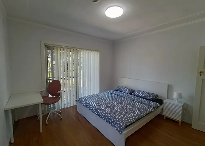 King Room In Carlingford With Swimming Pool - C5
