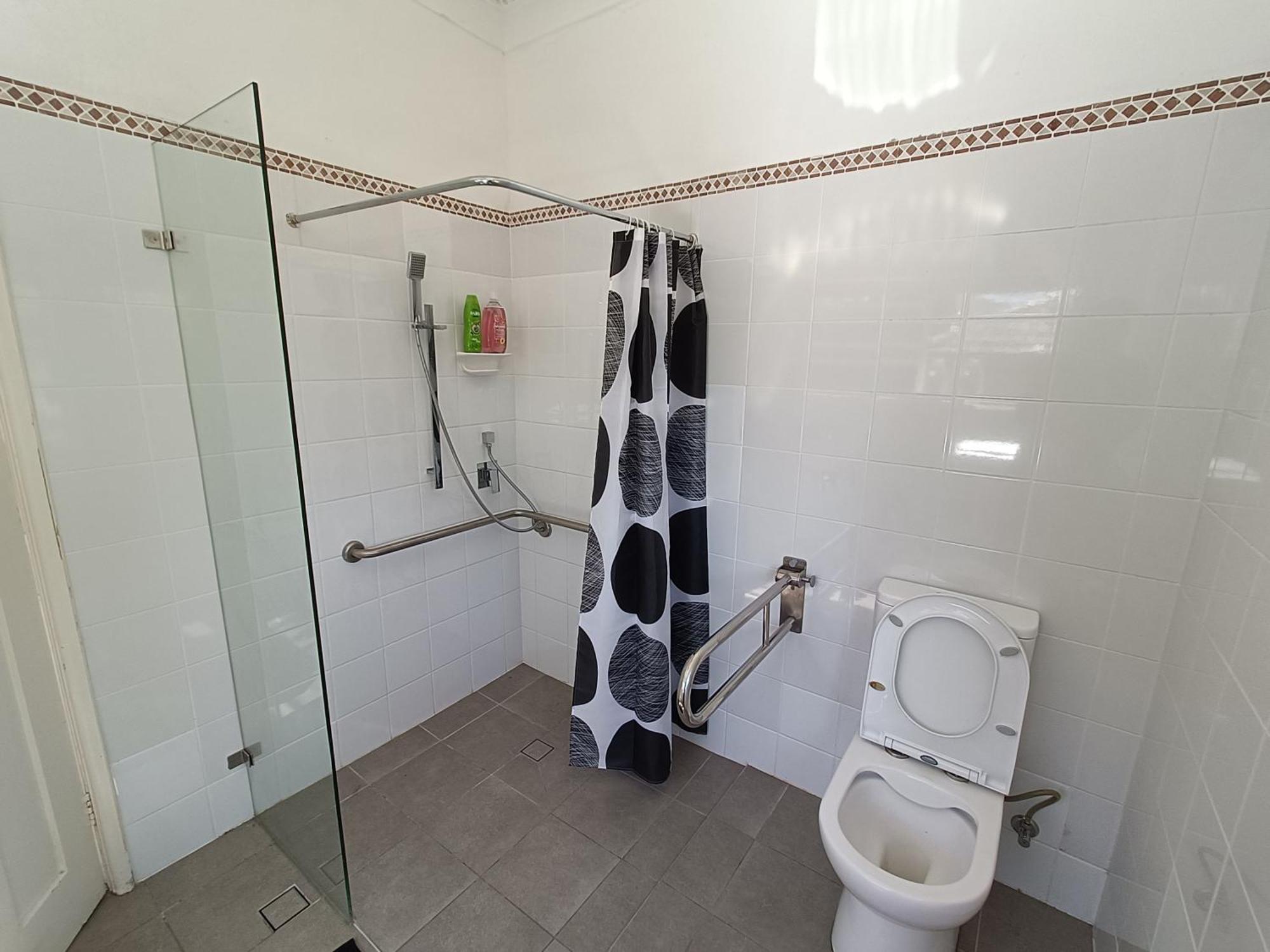 King In Carlingford With Swimming Pool - C5 *